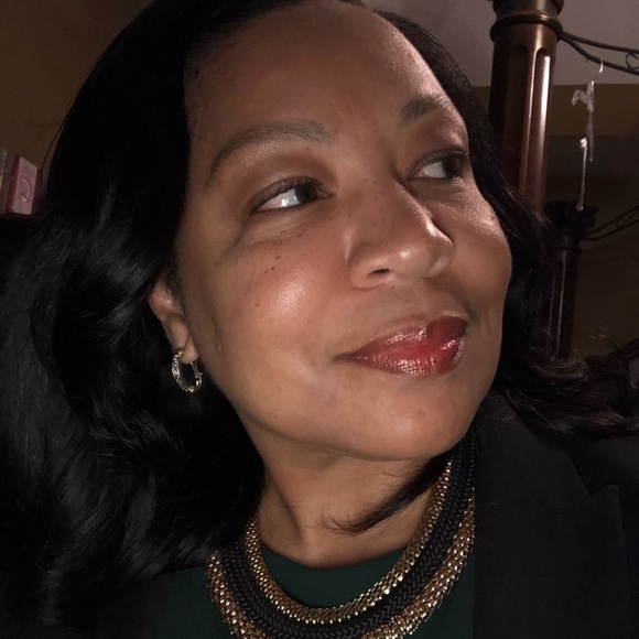 Meet your Posher, Tonya - Picture 1 of 1